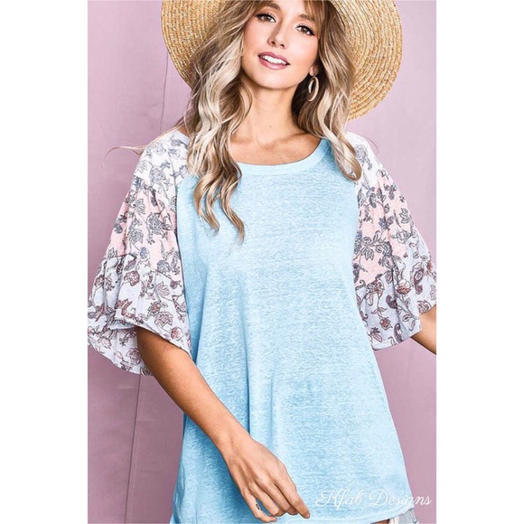 ❤️LAST 2! Boho Floral Ruffle Sleeve Soft Blue Knit Top - Picture 6 of 7